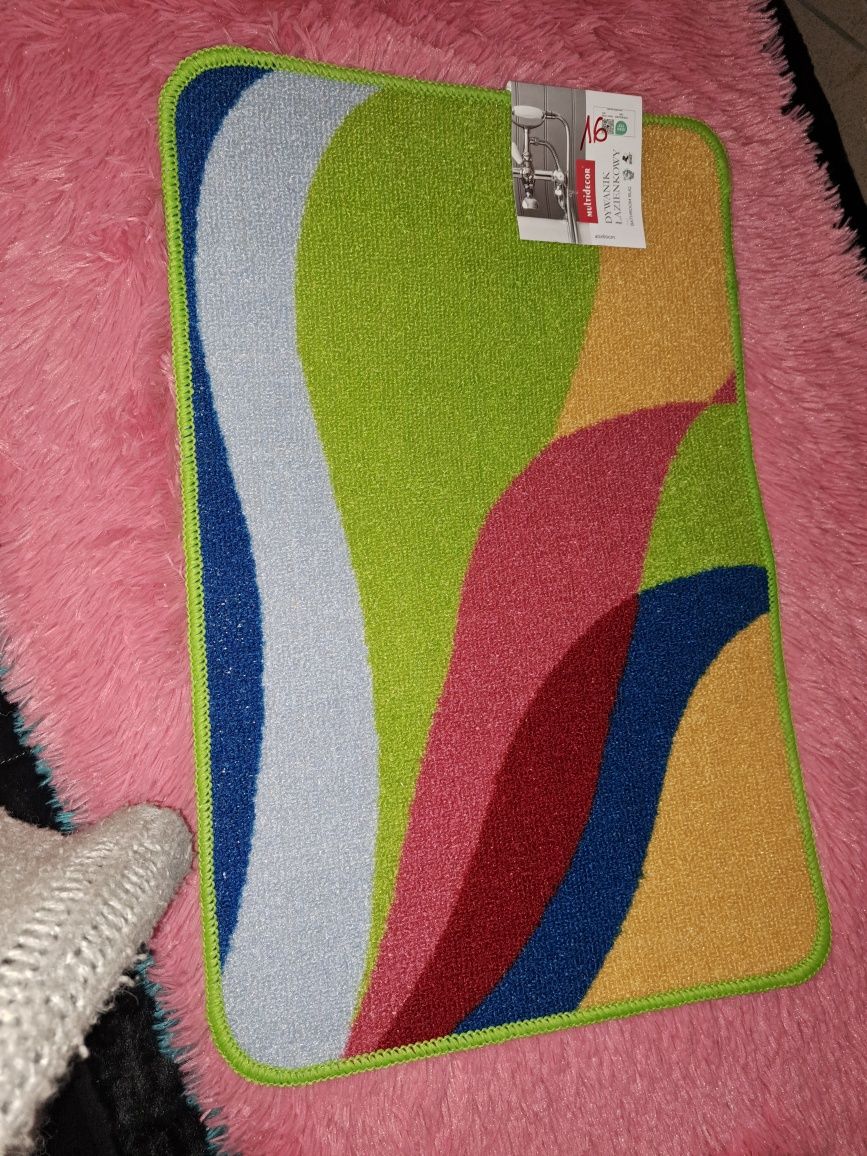 Dywan dywanik 40x60 kolorowy antypoślizgowy