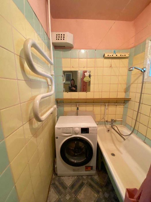 Продаж 2 к квартири вул. Суворова 13, р-н Тітова.