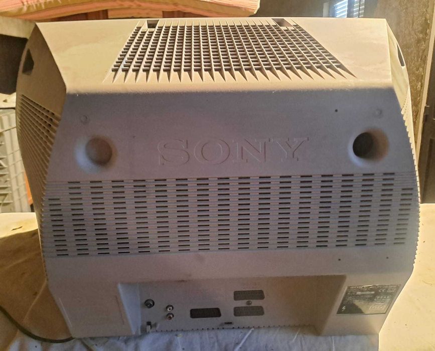 Televisão a funcionar