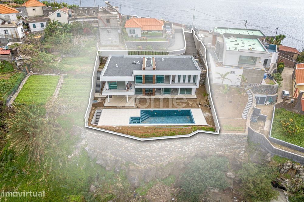 Moradia T4 de Luxo
