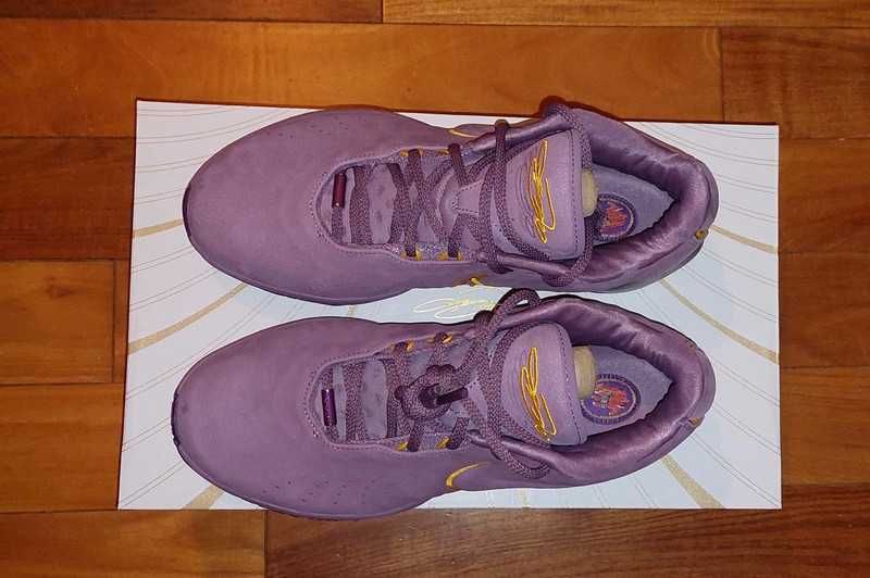 Nike LeBron XXI 21 Violet dust \ university gold rozmiar 44,5 Nowe DS