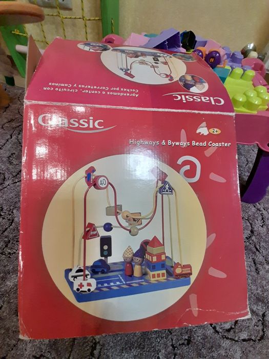 Інтерактивні розвиваючі іграшки