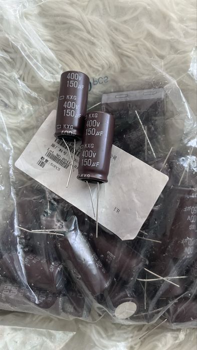 Конденсатор електролітичний nippon chemi-con kxg 400v  150uf японські