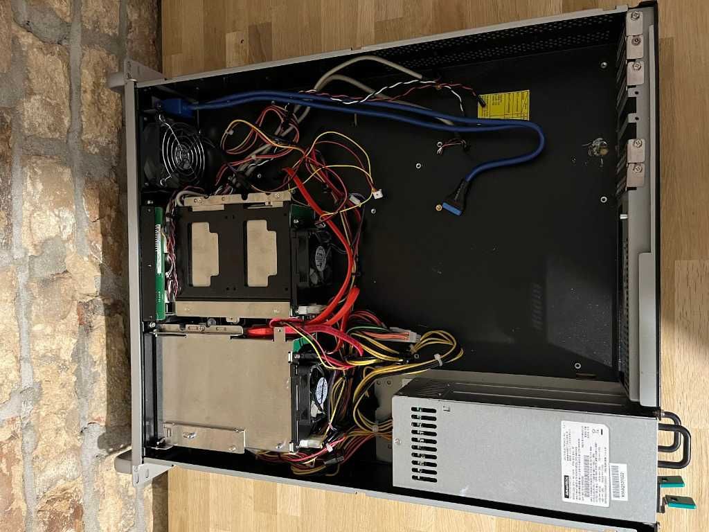 Obudowa Advantech HPC-7242 + 2x PSU 500W 2U Serverowa NAS AI