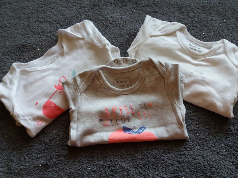 Zestaw bodów dziewczęcych z Lupilu nowych bez metki roz.86-92cm/18-24