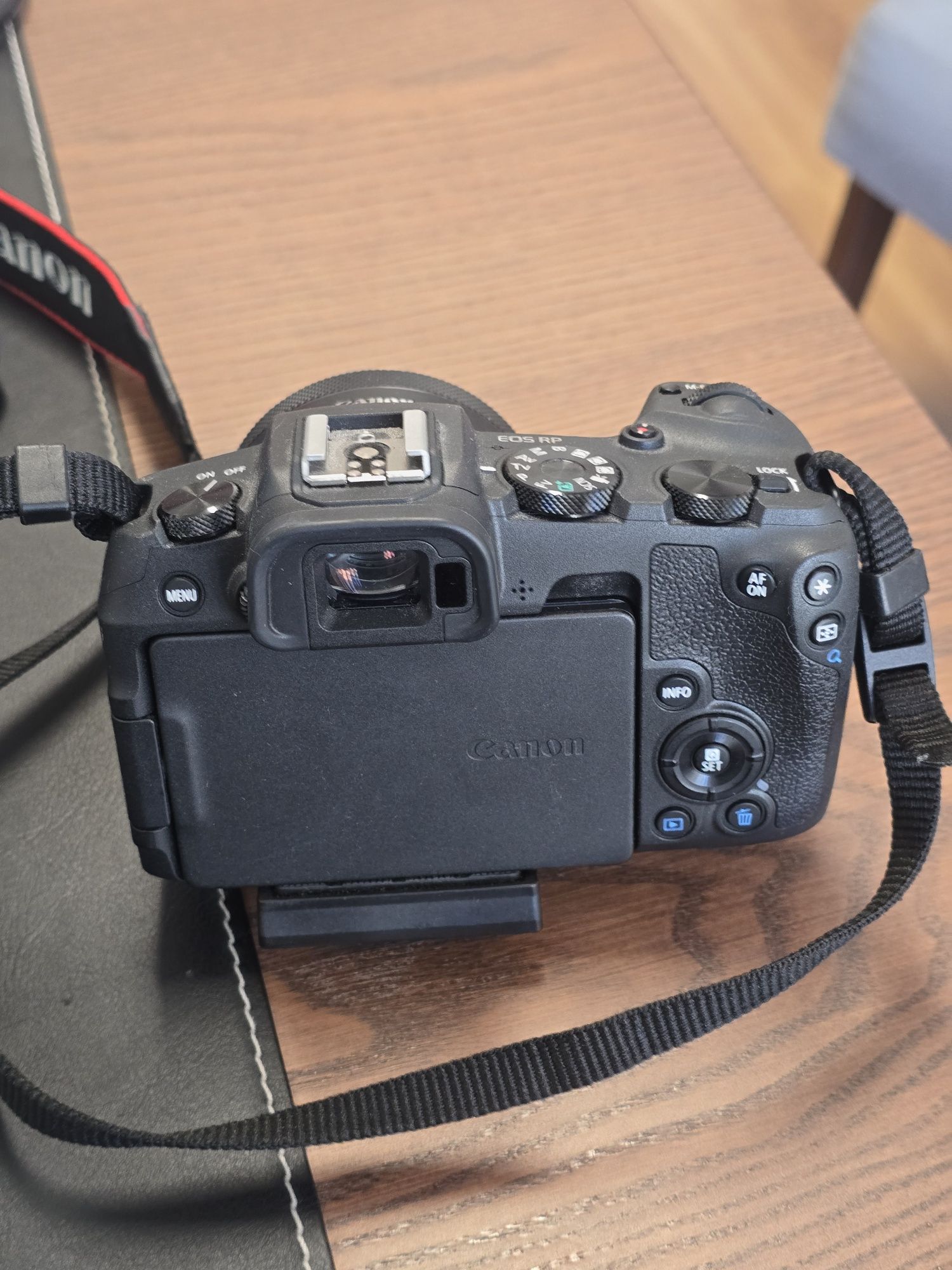 Canon RP obiektyw 16mm stan idealny