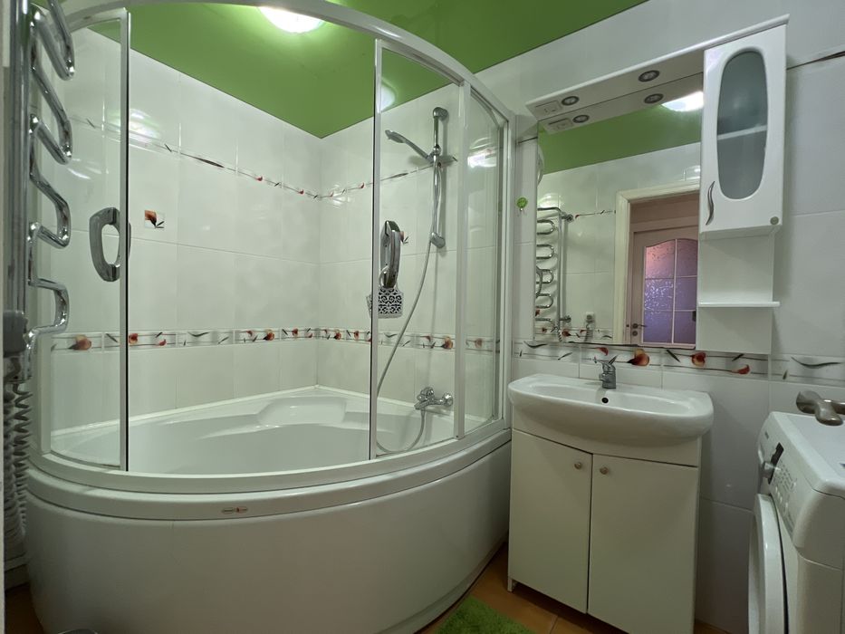 Оренда 3-х кімнатної квартири в самому центрі міста