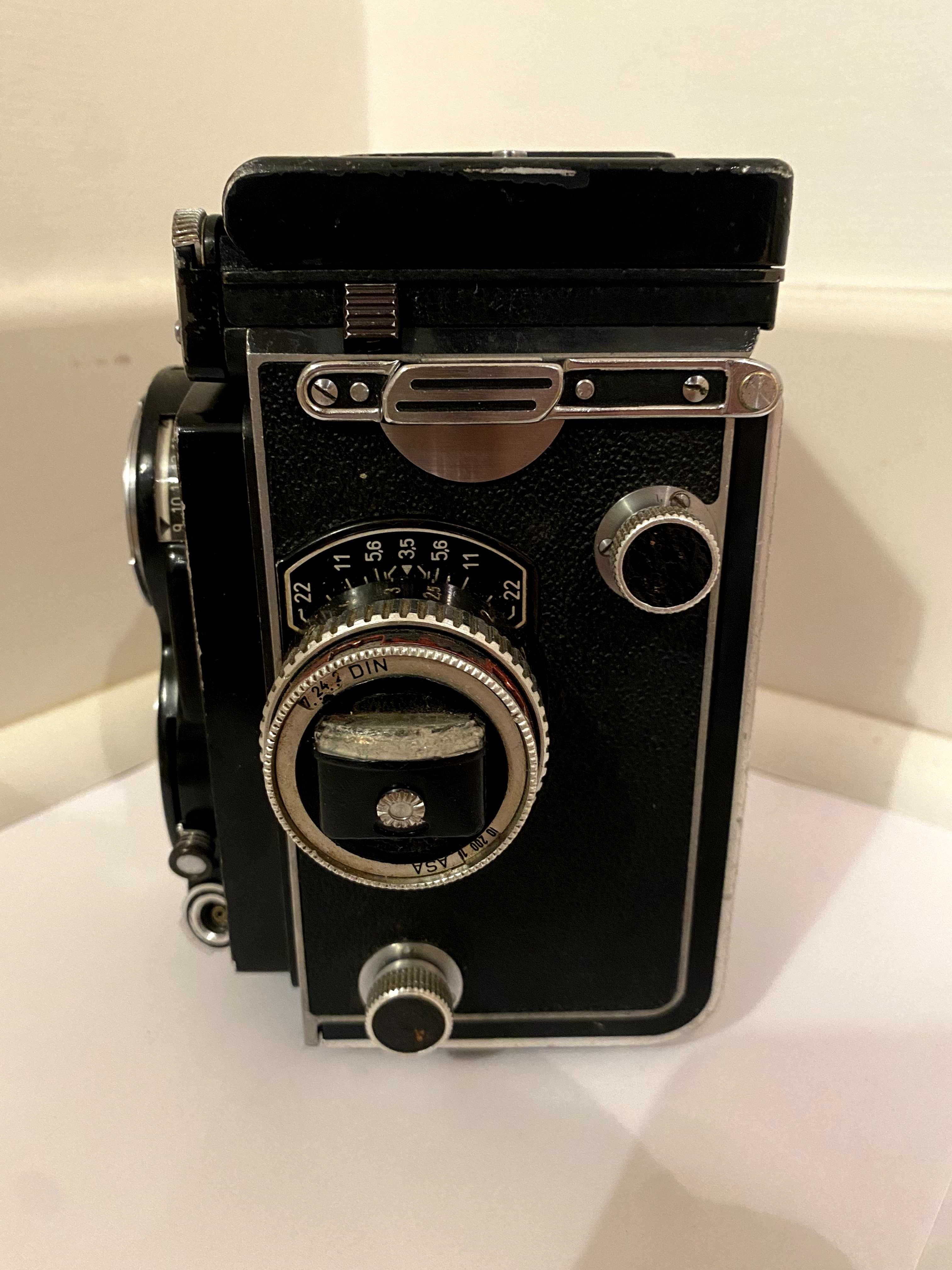 Rolleiflex T Model 1 Twin Lens Camera