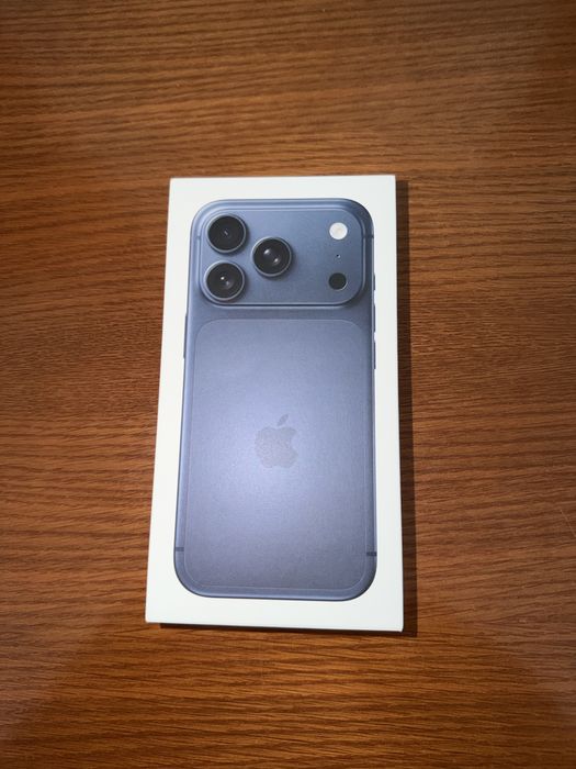 Vendo Iphone 17 Pro 256Gb Azul