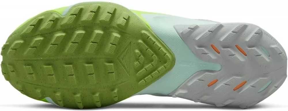 Buty męskie NIKE Air Zoom Terra Kiger 8: różne rozmiary