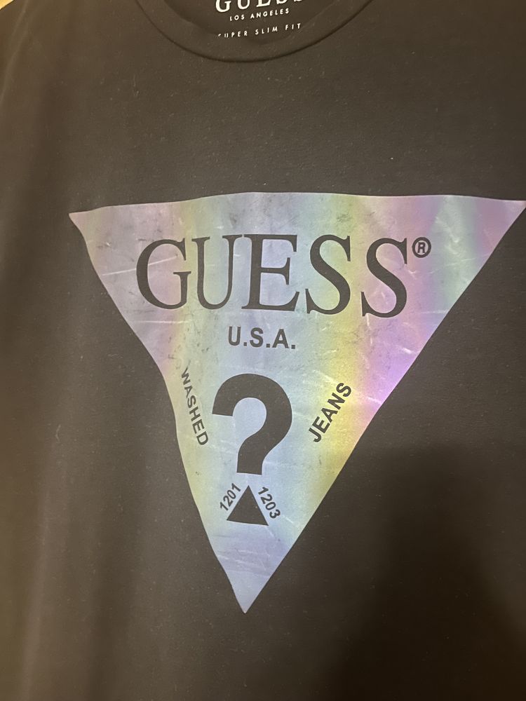 Футболка Guess