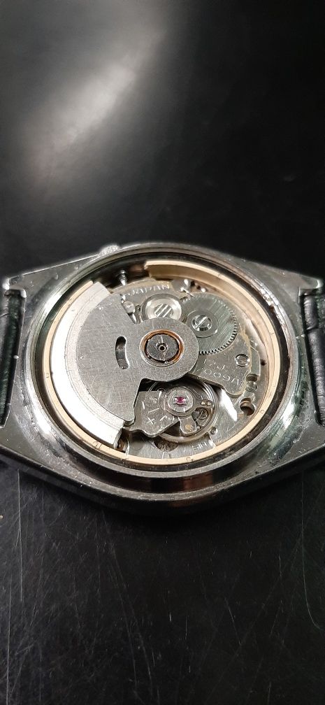 Relógio seiko dourado