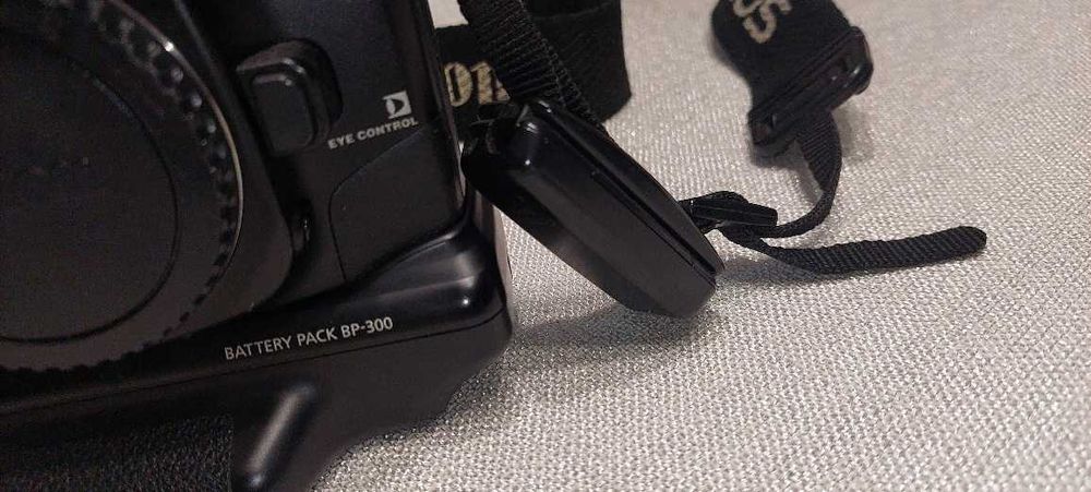 Canon EOS 30 (Analogowy)