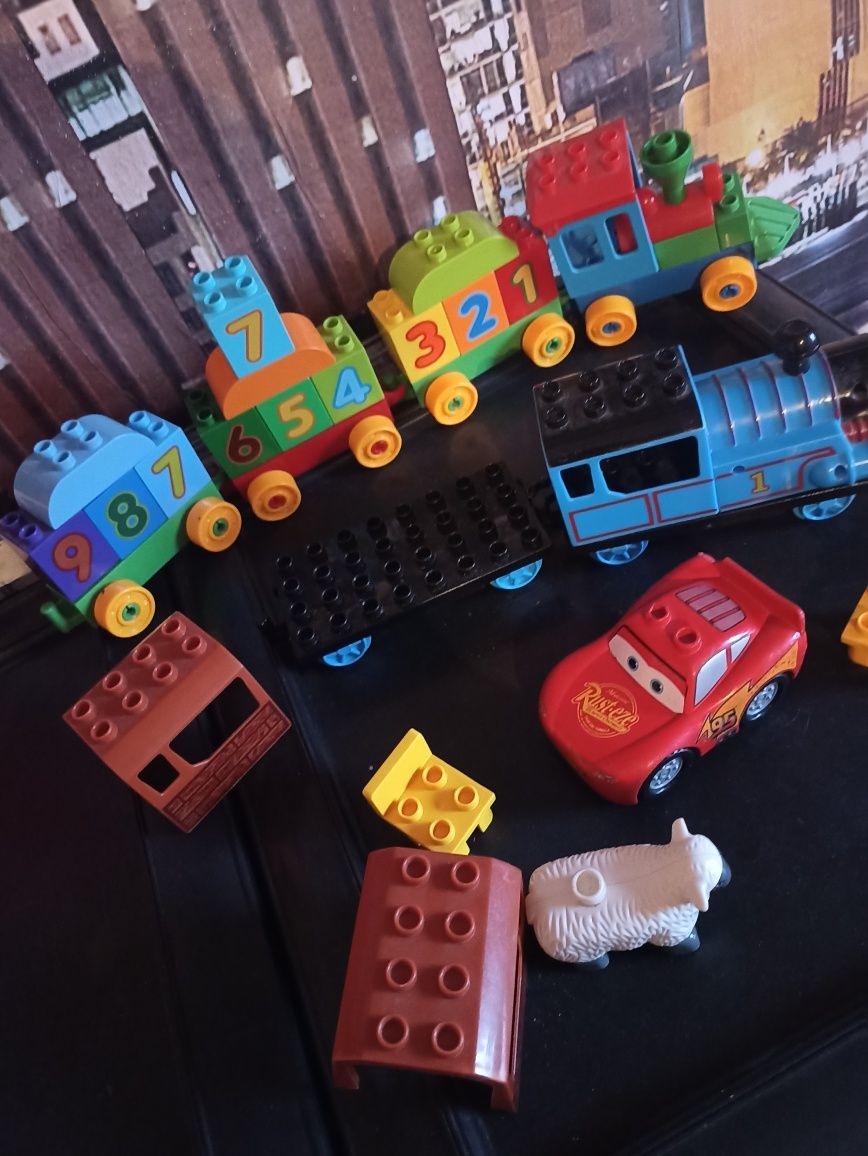 Поезд цыфри Лего дупло, Томас Лего+Маквин