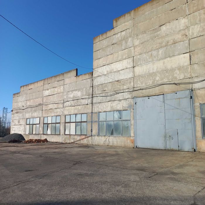 Промислово виробничє приміщення поруч з мікрорайоном 5 Зарічний