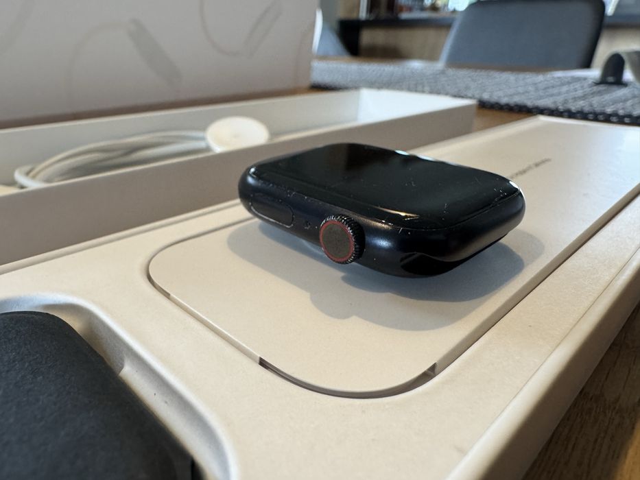 Apple Watch 7 Cellular 45mm