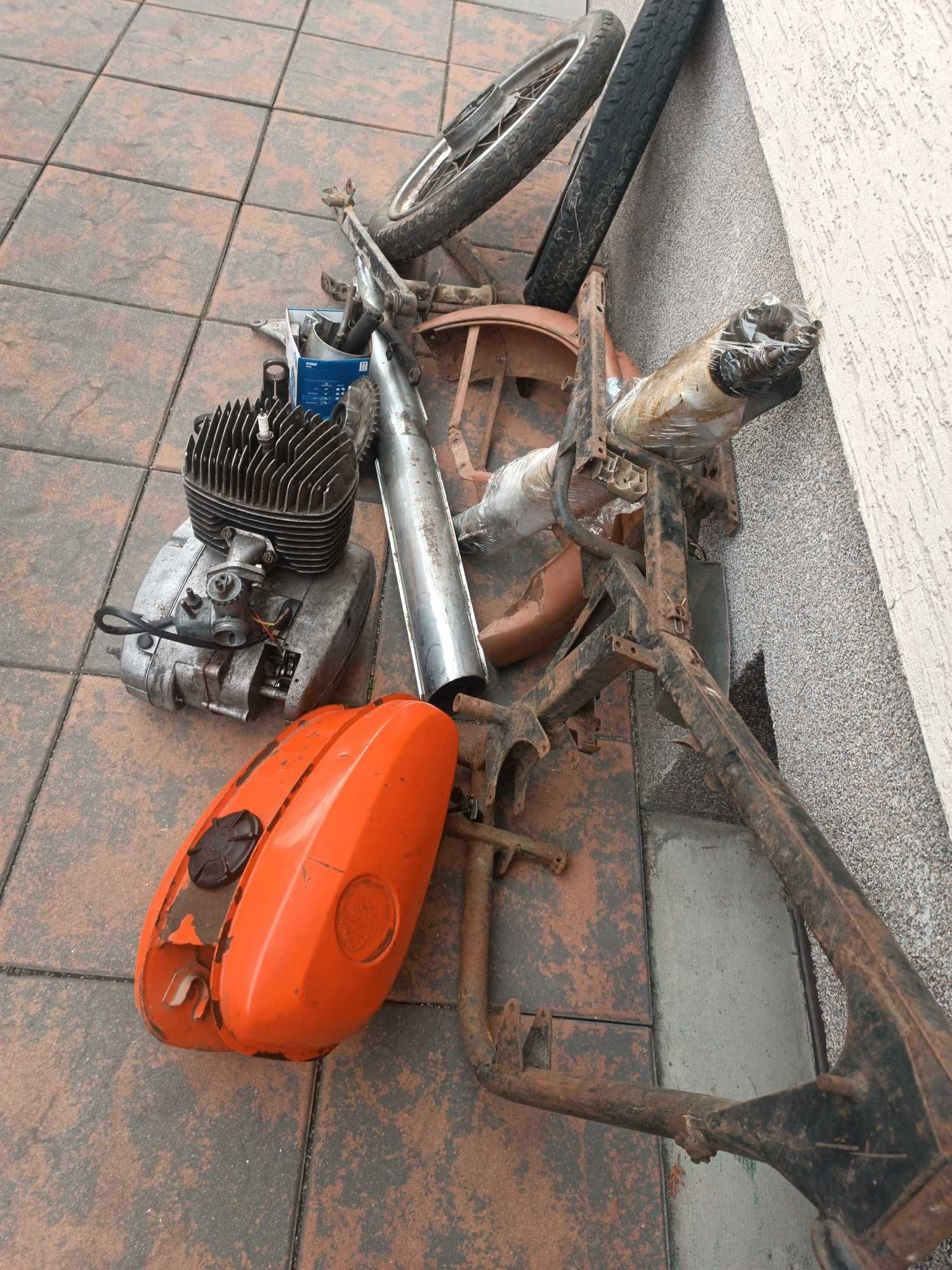 Wsk 175 kobuz, puch sr150 /shl, wfm, cz, mz, jawa, simson, iż, komar