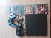 Konsola PS4 z padami i grami w zestawie