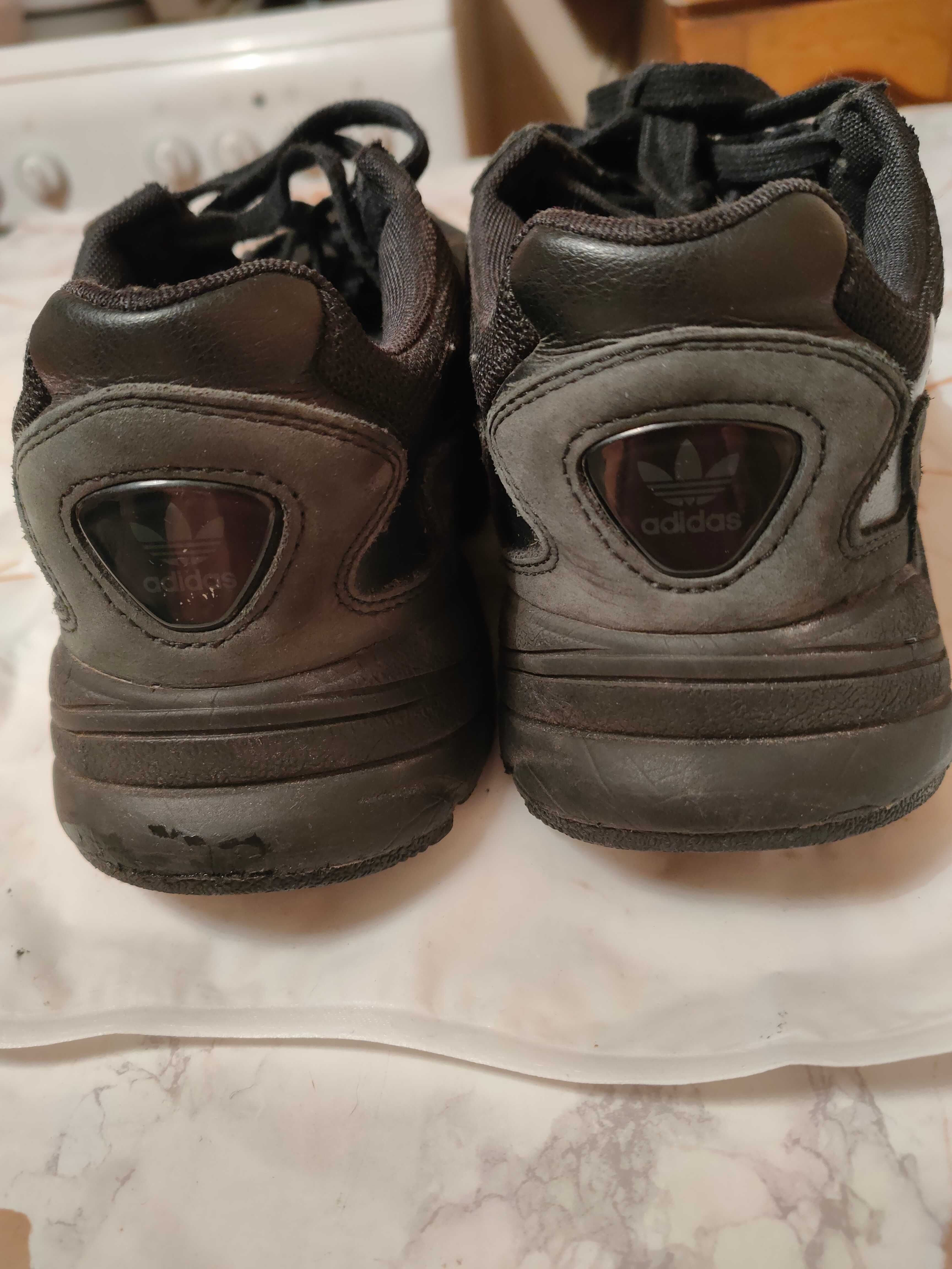 Кроссовки Adidas Torsion,разм.42,в хорошем состоянии.