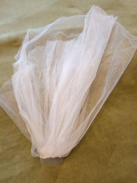 Suknia ślubna biała S