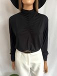 Czarna bluzka z marszczeniem przy stójce elegancka basic 44 2XL 46 3XL