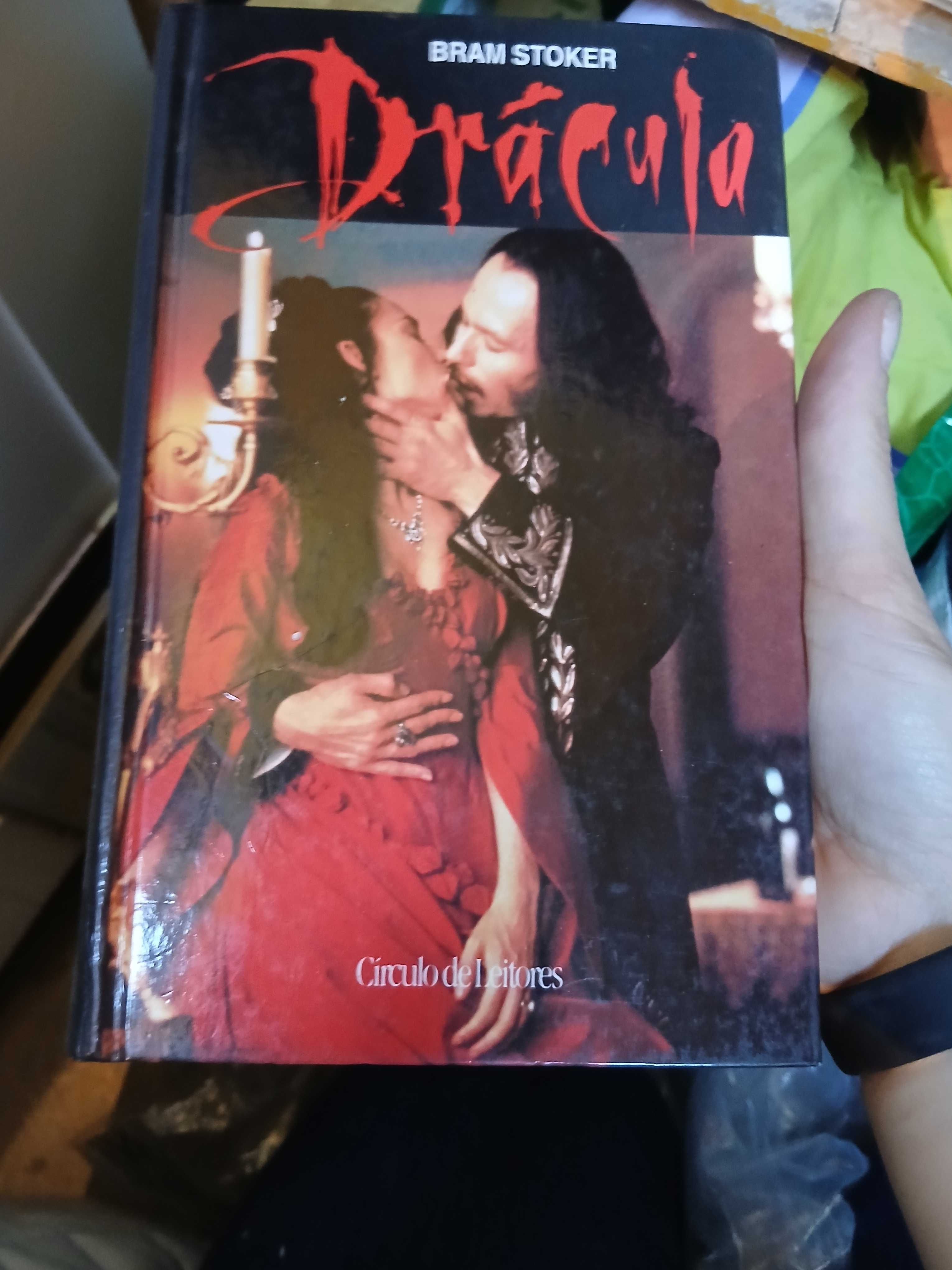 Vários livros negociável