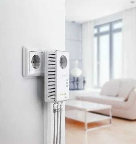 Devolo dLAN 500 AV Wireless+ PLC Network Adapter