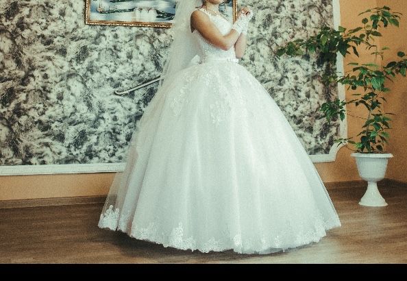 Продам / прокат весільне плаття (сукня)