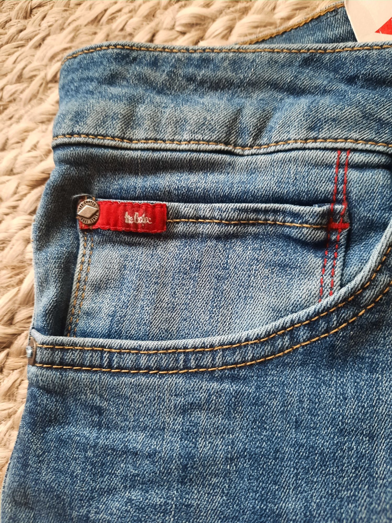Spodnie jeansowe Lee Cooper 33x32 prosta nogawka.