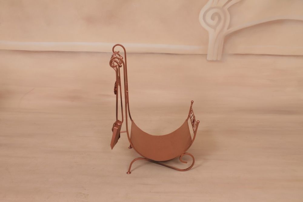 Дровница с набором для камина, Дровница, камин, совок, кочерга, щетка