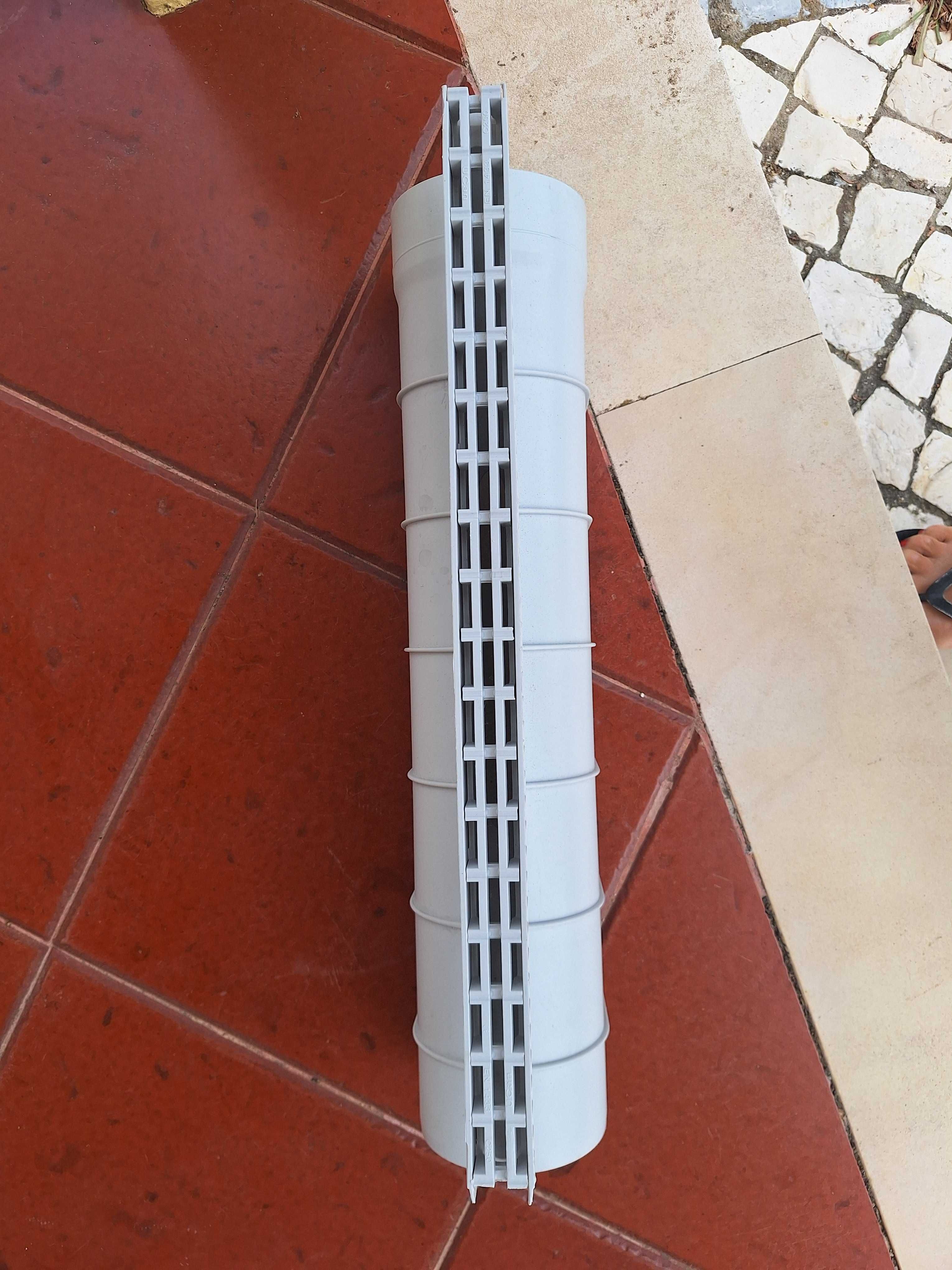 Caleira/grelha de 50cm com tubo incorporado