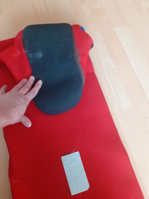 Pełnomorski kombinezon ratunkowy
