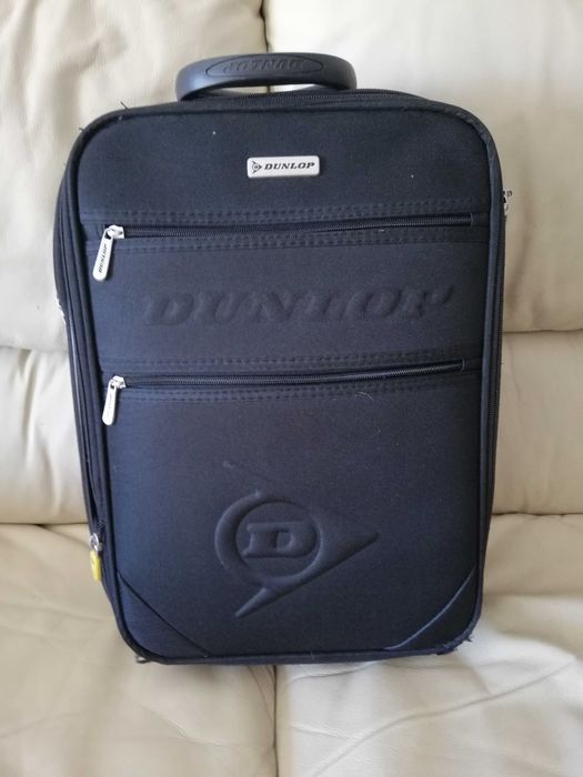 Mochilas, Malas e Sacos Novos, tudo de marcas conhecidas