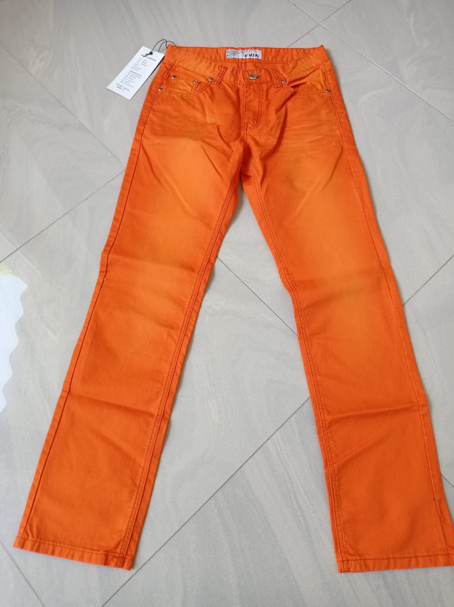 Nowe męskie pomarańczowe spodnie rozmiar 30