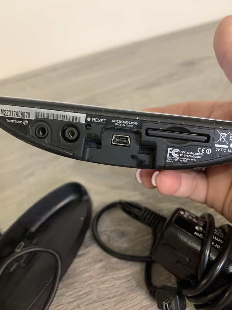 Навігатор tomtom n14644
