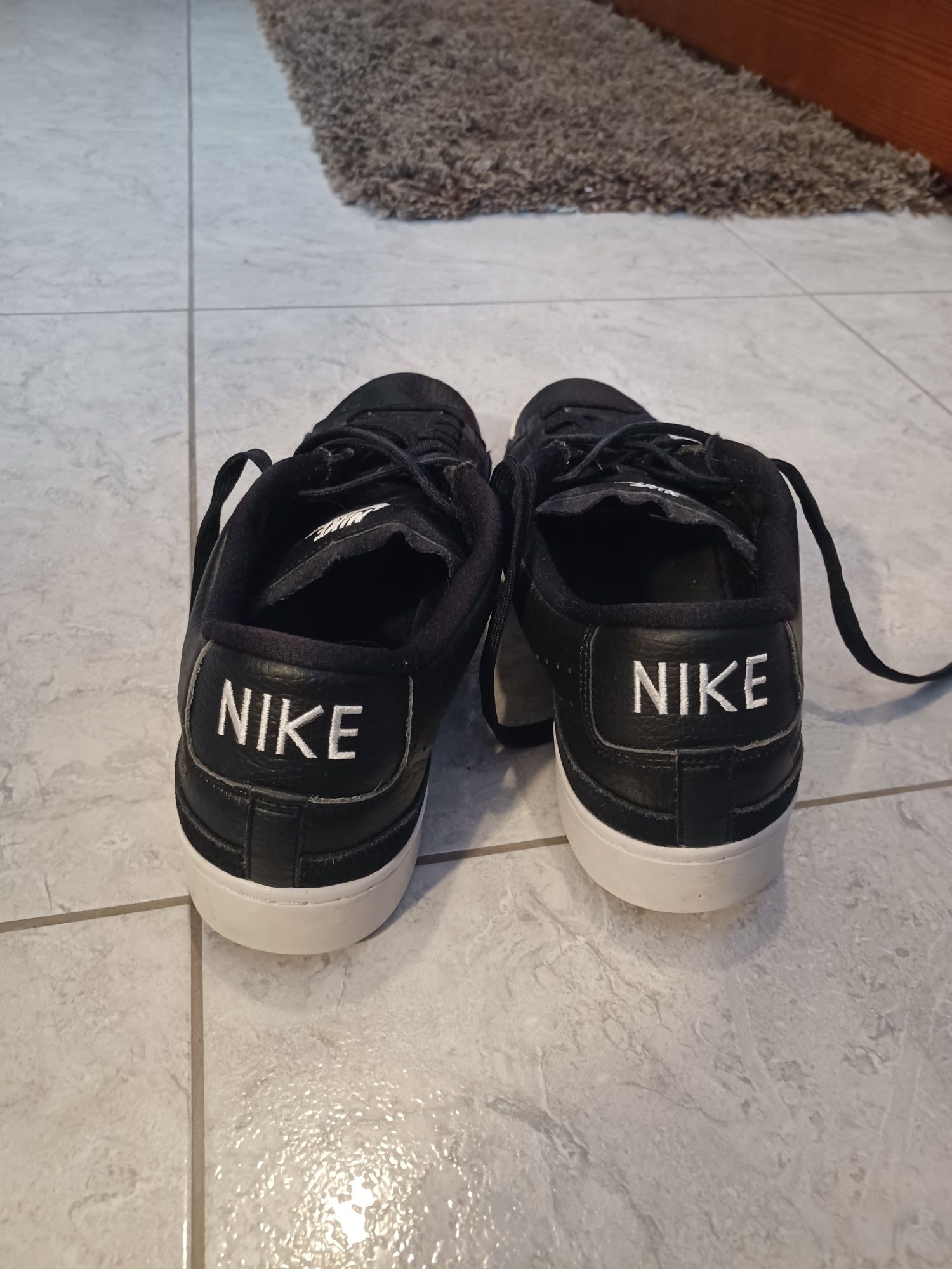 Sapatilhas nike pretas