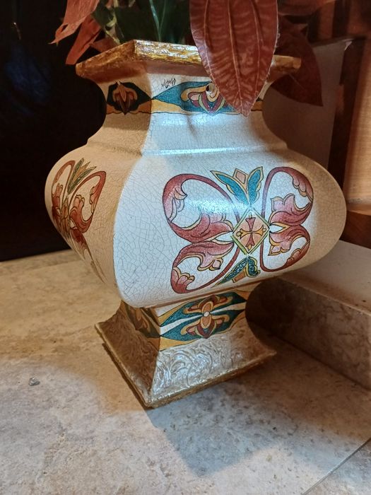 Jarrão / Floreira em porcelana