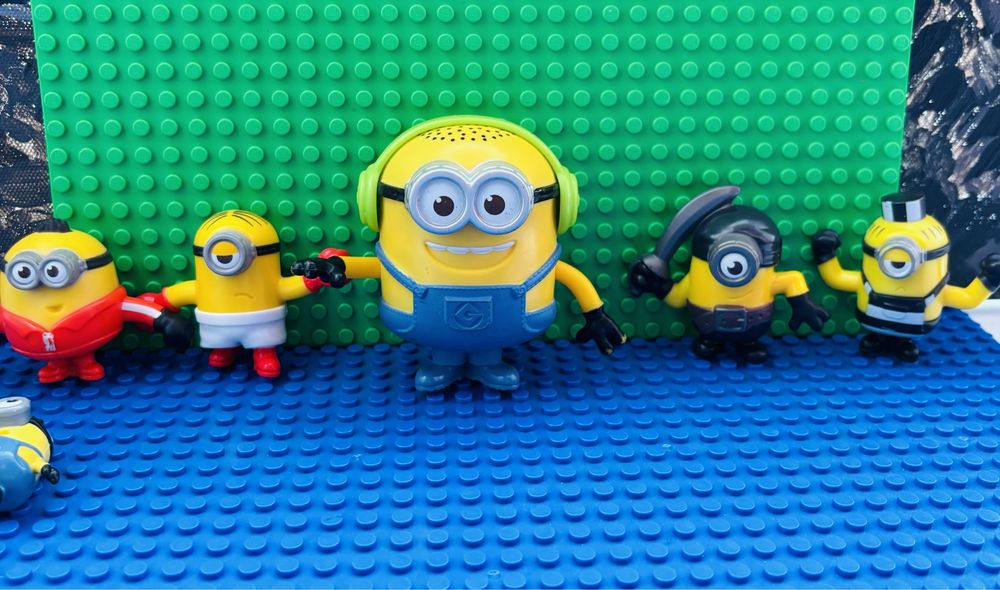 Миньйоны міньйони minion