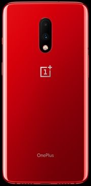 OnePlus 7 красного цвета