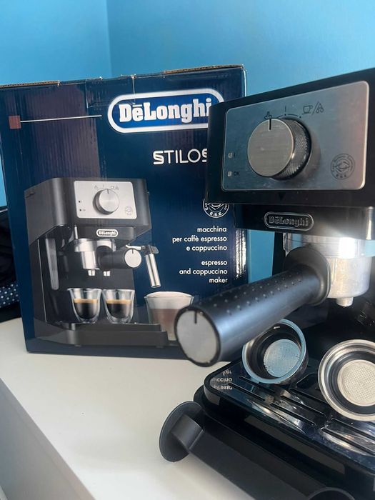 Maquina de Café Manual DELONGHI Stilosa EC260.BK ( 15 bar - preto )