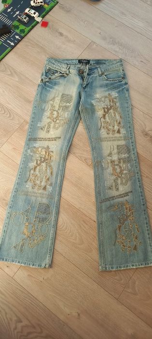 Прода джинcы Dior  (Италия)