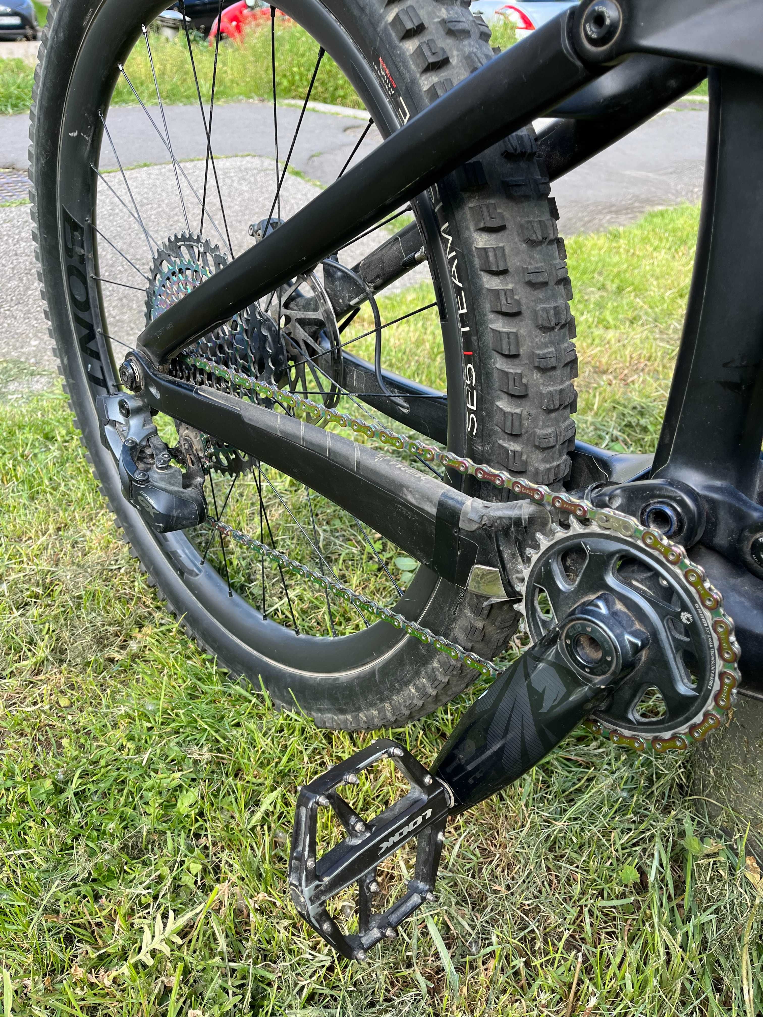 trek remedy 9.8 (jibber, slopeduro)