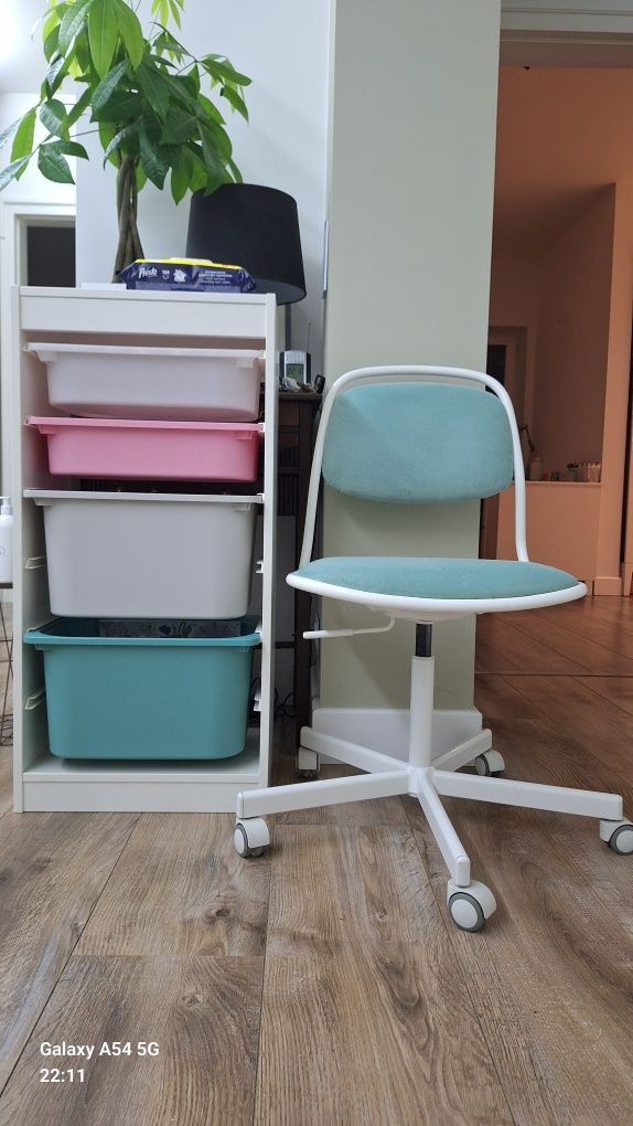 Zestaw mebli dzieciecych ikea