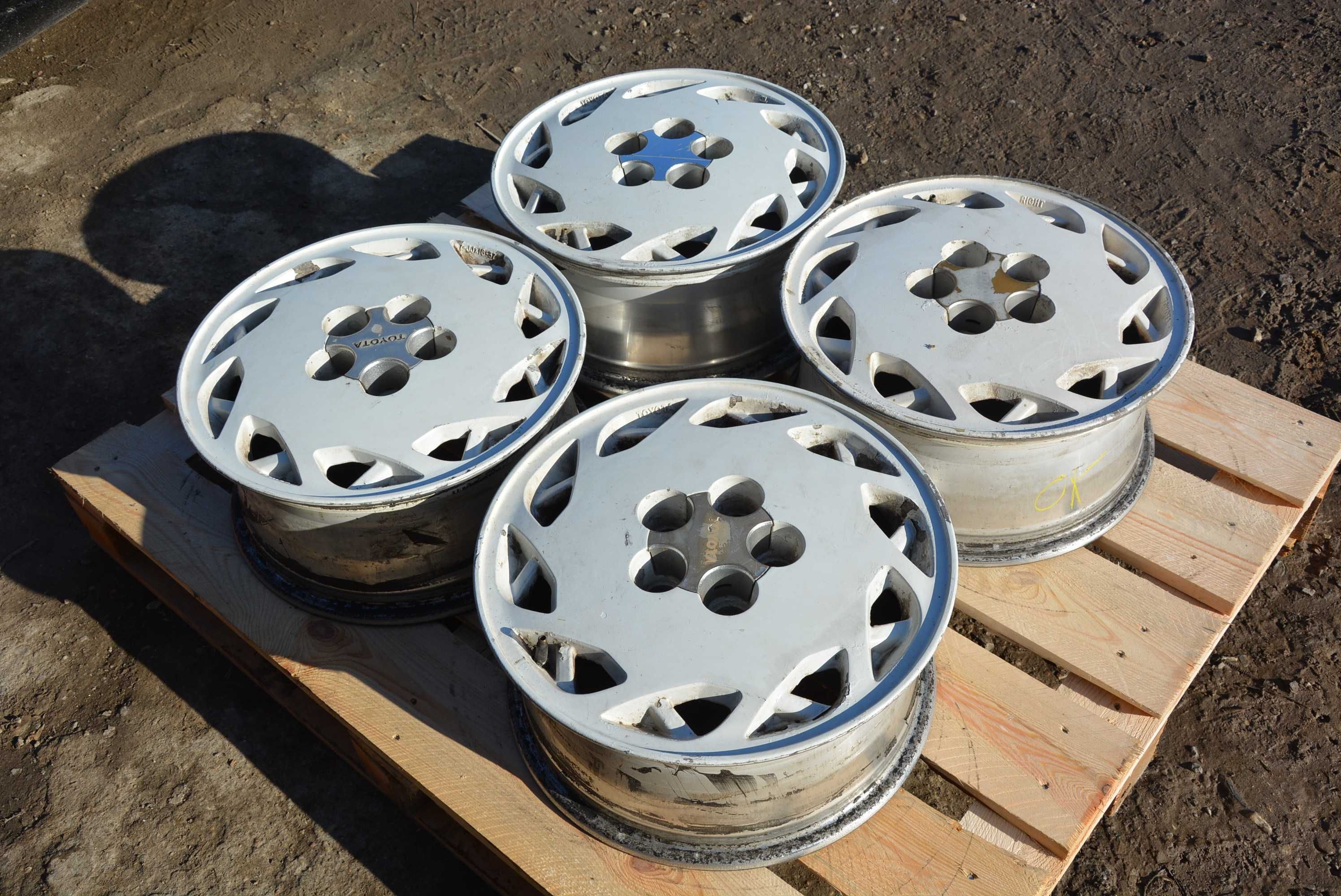 Toyota Supra MK3 Oryginalne Felgi 16x7j 5x114.3 Custom