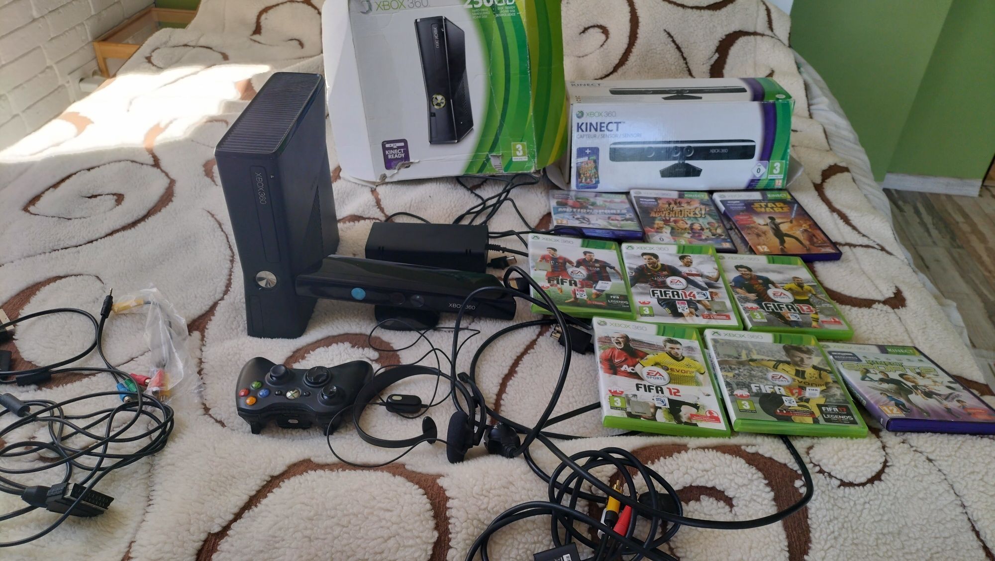 Konsola Xbox 360 250gb + Kinect