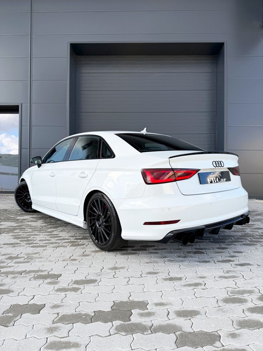 Audi A3 limousine SLine LooK RS3