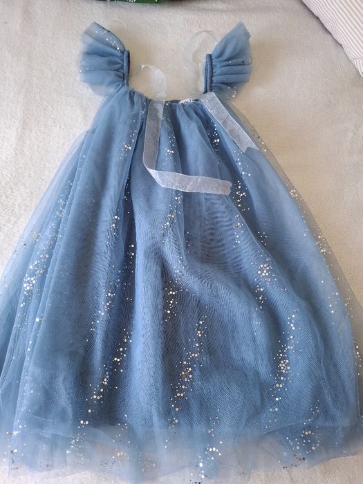 Sukienka rozmiar 140