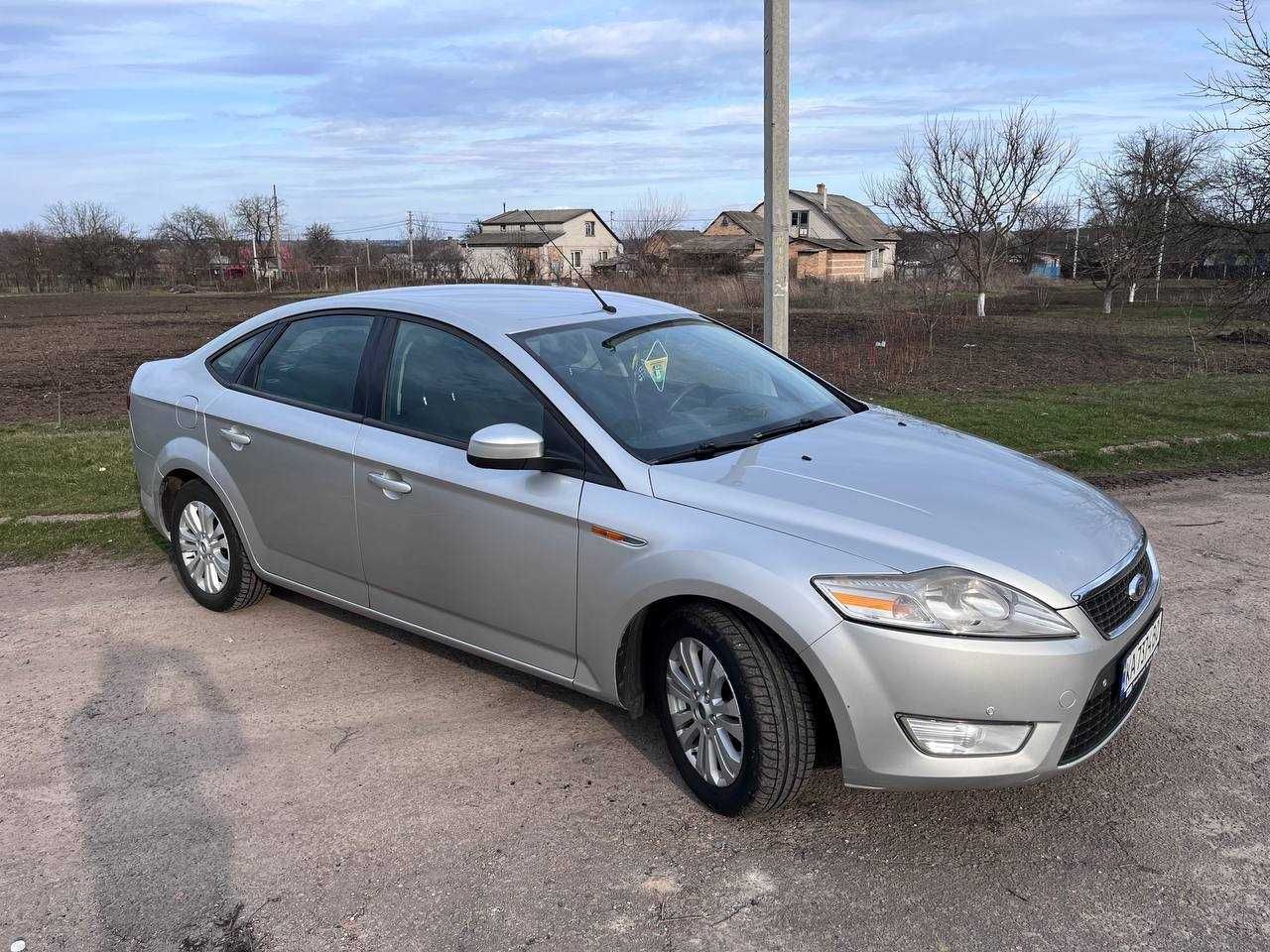 ТЕРМІНОВО Ford Mondeo 2007 в чудовому стані  + 2 комплекта гуми