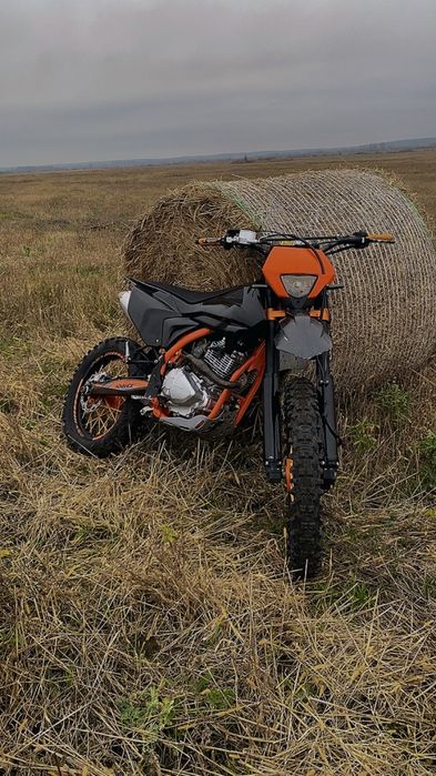 Продам кові адванс 250 чудовий стан