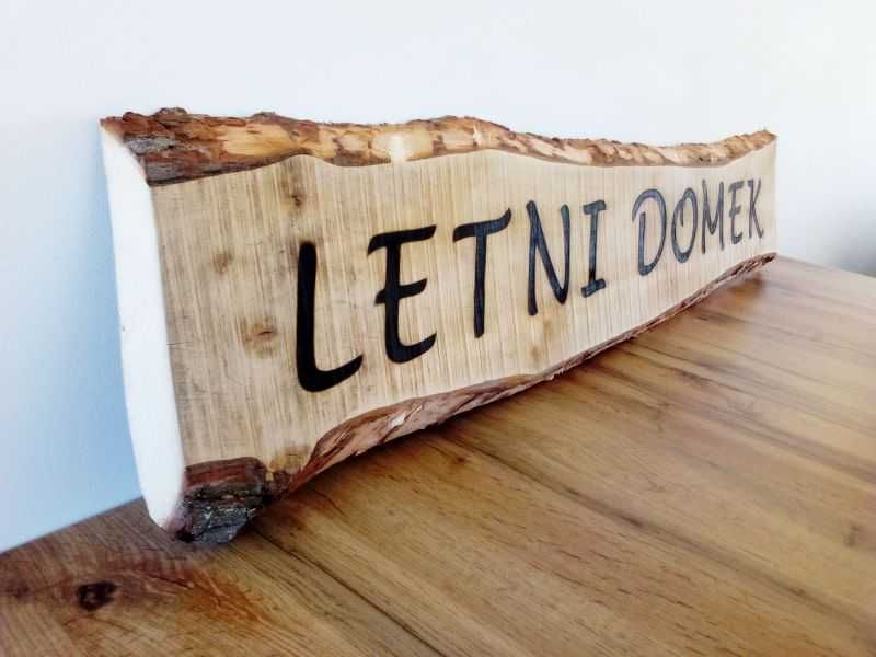 napisy drewniane napis z drewna tabliczka drewniana szyld z drewa